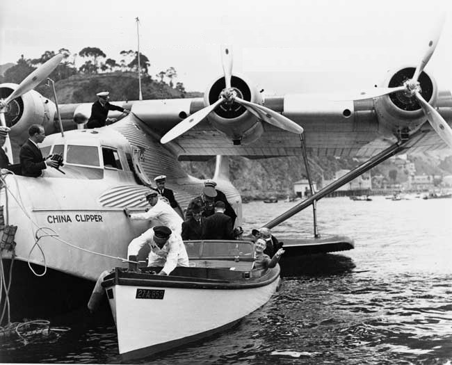 1930s Passenger deplane a Martin M130 flying boat
